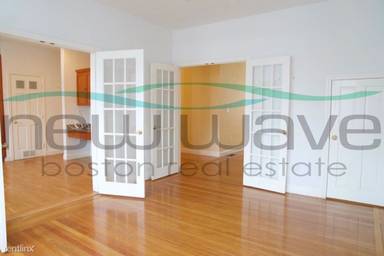 Main picture of 3 Greenway Ct