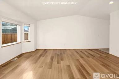 Main picture of 4526 92nd St NE