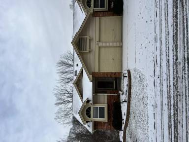 Main picture of 1208 Meadow Knoll Ct