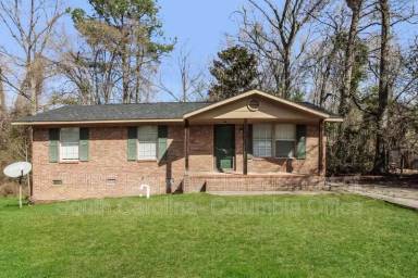 Main picture of 2420 Rosalyn Dr