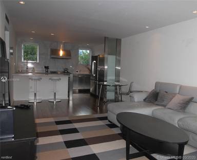 Main picture of 1601 West Ave