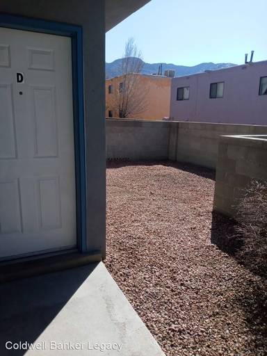 Main picture of 12500 Hardin Ct NE