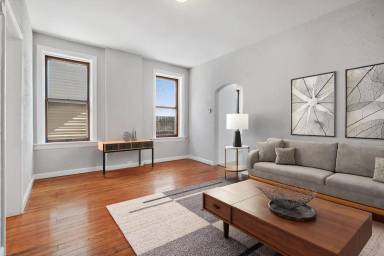 Main picture of 6118 W Park Ave