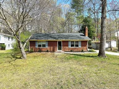 Main picture of 7904 Castlelake Ct