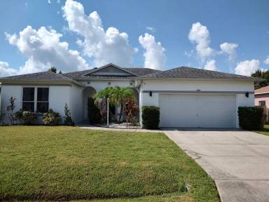 Main picture of 304 Ferrara Ct