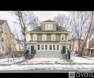 Main picture of 73 Cabot St