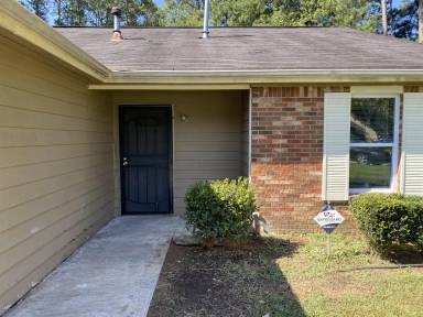 Main picture of 2590 Teakwood Ln