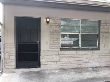 Main picture of 135 NE Madison Cir N