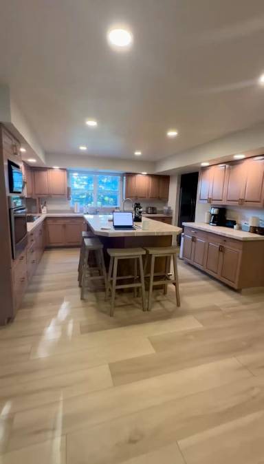 Main picture of 119 Bennett Dr