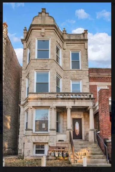 Main picture of 4421 W Jackson Blvd