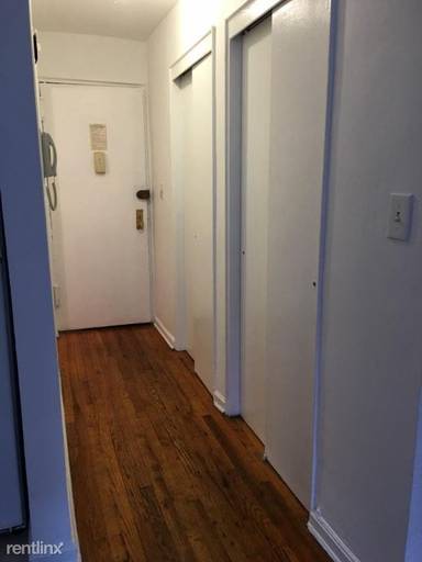Main picture of 321 E 89th St