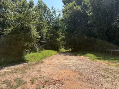 Main picture of 208 Daily Rd