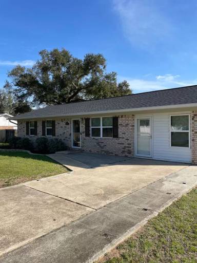 Main picture of 5057 Pennington Ln