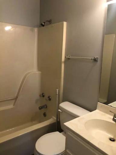 Main picture of 803 W Bay Cir