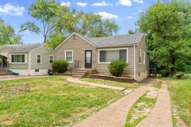 Main picture of 2019 Raven Dr