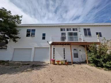 Main picture of 406 W 4th Ave