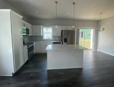 Main picture of 15120 Goldenrod Dr