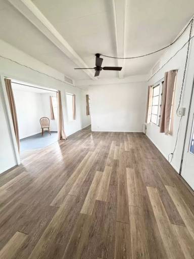 Main picture of 517 51st Avenue Dr W