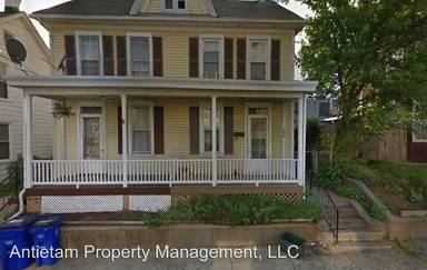 Main picture of 525 N Mulberry St