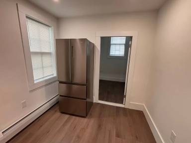 Main picture of 24-26 Orange St