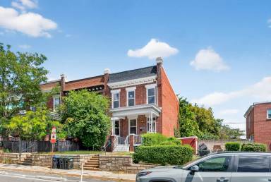 Main picture of 3523 Warder St NW