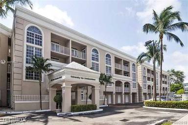 Main picture of University Inn Condo
