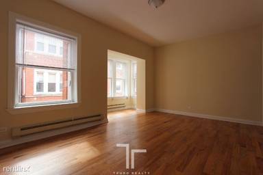 Main picture of 4421 N Wolcott Ave