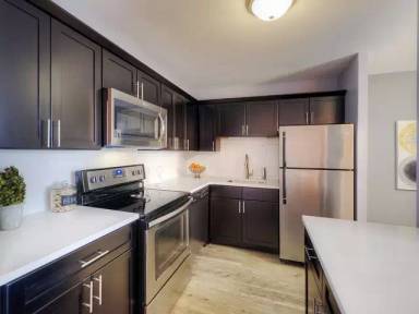 Main picture of Eleven Thirty