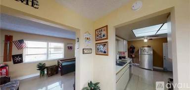 Main picture of 4200 Mainland Dr