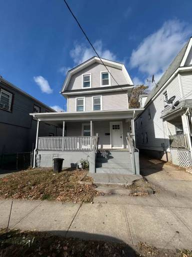 Main picture of 121 Atkins Ave