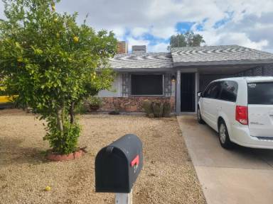 Main picture of 2801 S Mariposa Rd
