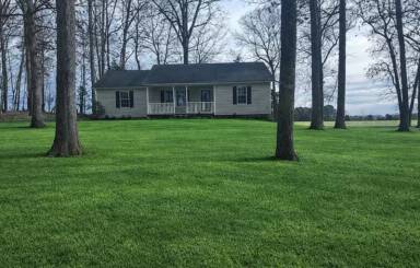 Main picture of 9421 Sawyer Rd