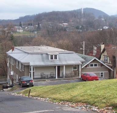 Main picture of 901 Braddock Rd