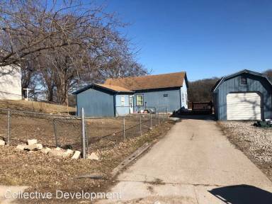 Main picture of 643 S 6th St