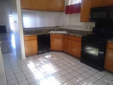 Main picture of 415 Valley Mills Dr