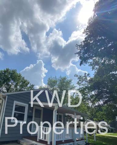 Main picture of 127 Greenacre Dr