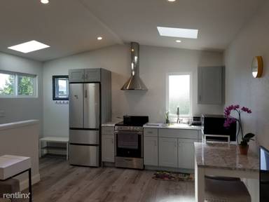 Main picture of 333 Pineview Dr