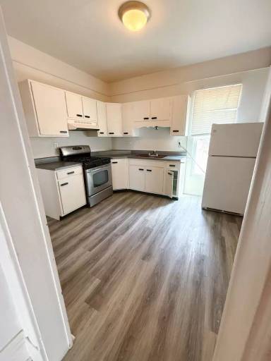 Main picture of 1614 11th Ave
