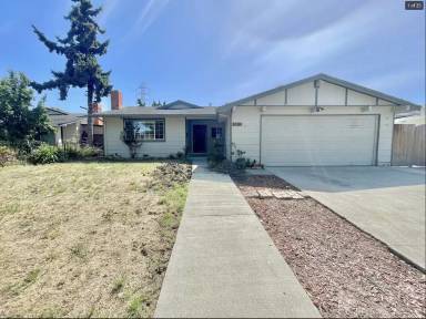 Main picture of 2791 Kern Ave