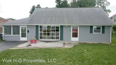 Main picture of 844 Linden Ave