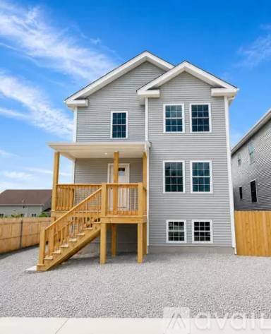 Main picture of 8 Anthony Ave