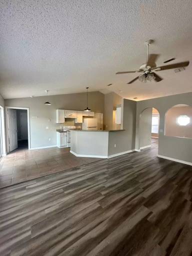 Main picture of 1007 Mayfair Pl