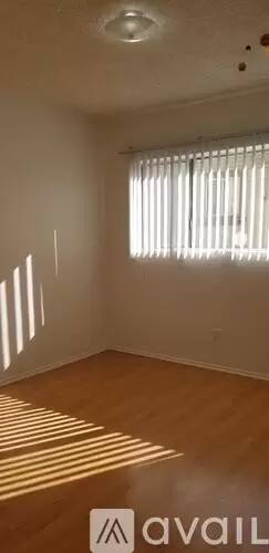 Main picture of 819 N 1st St