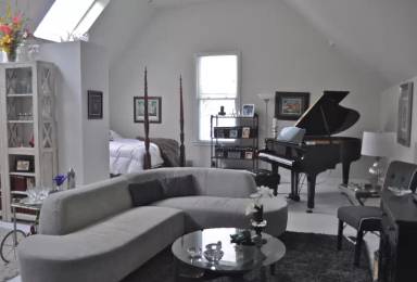 Main picture of 1333 Broadway St