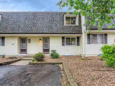 Main picture of 2351 Dorland Pl E