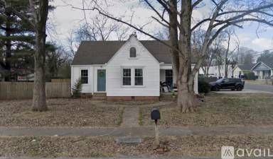 Main picture of 200 S Bilbro Ave