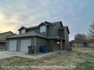 Main picture of 8323 E 24th St