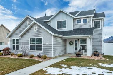 Main picture of 1378 W 150 N