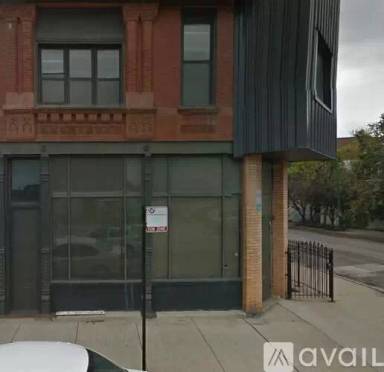Main picture of 1057 W Grand Ave