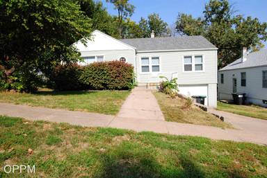 Main picture of 6640 Wirt St